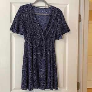 Super cute summer dress - navy & white